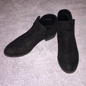 Time and Tru Black Suede Ankle Boots